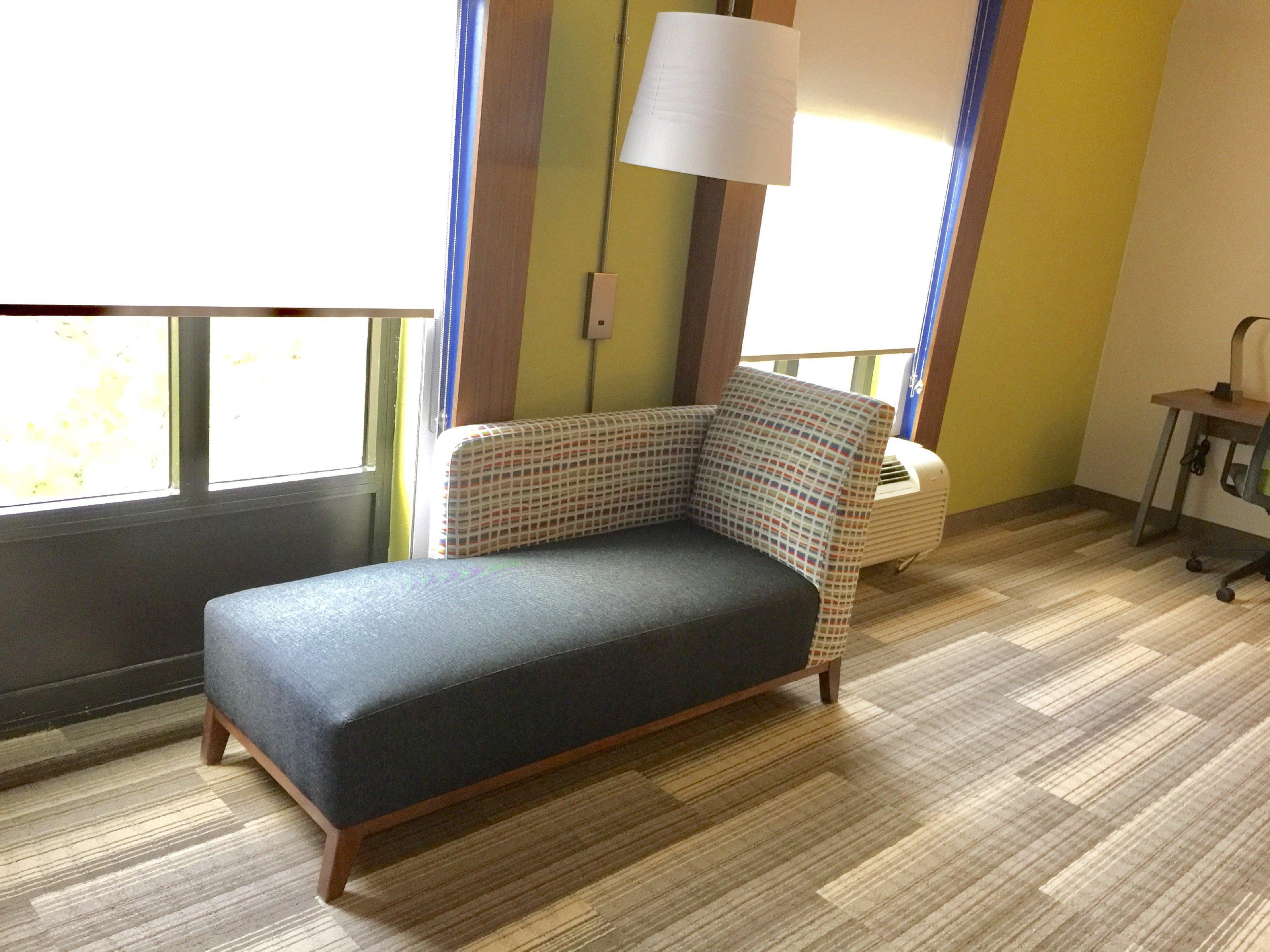 Holiday Inn Express & Suites Houston - Memorial Park Area By Ihg Exterior foto