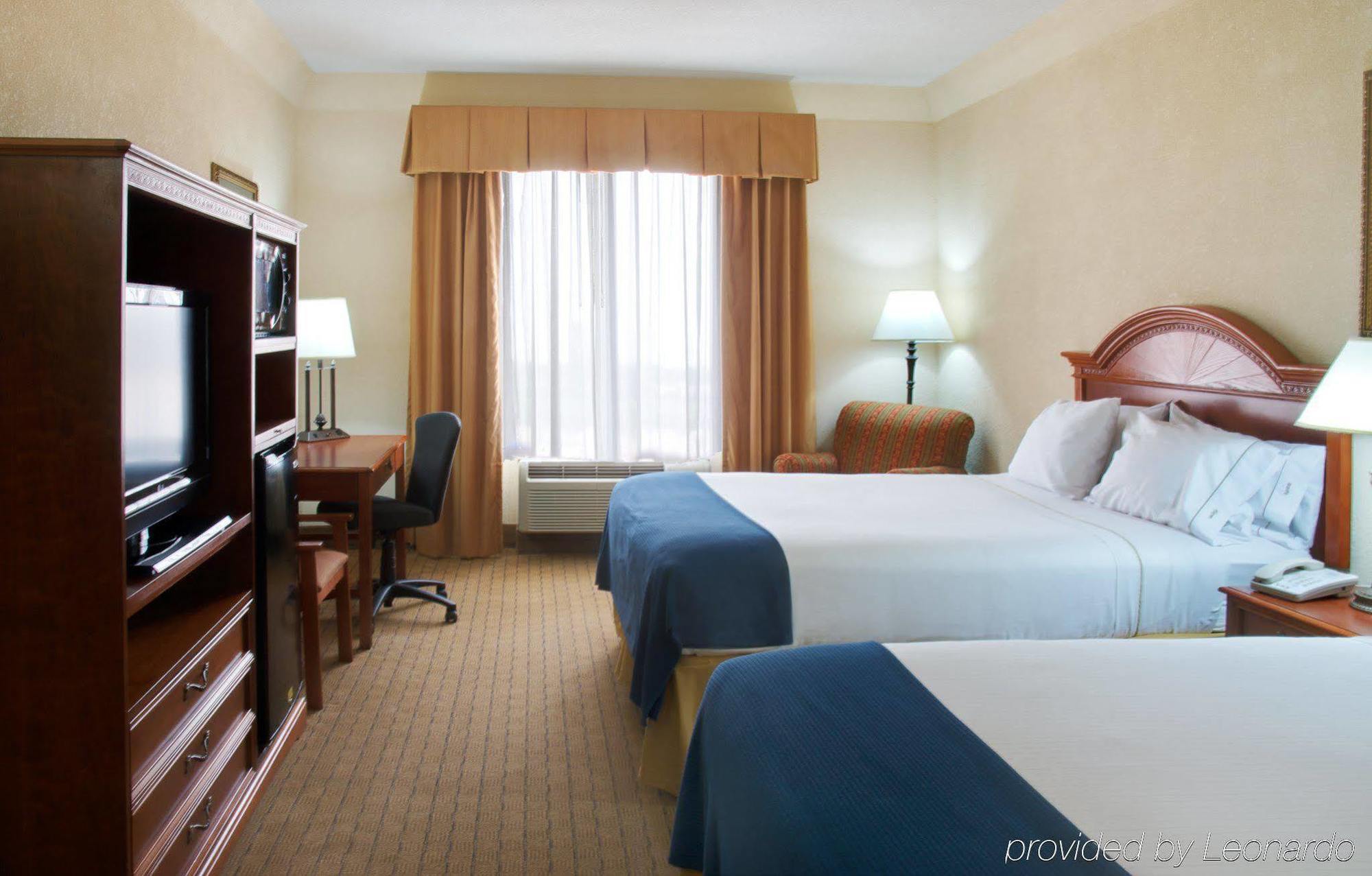 Holiday Inn Express & Suites Houston - Memorial Park Area By Ihg Zimmer foto