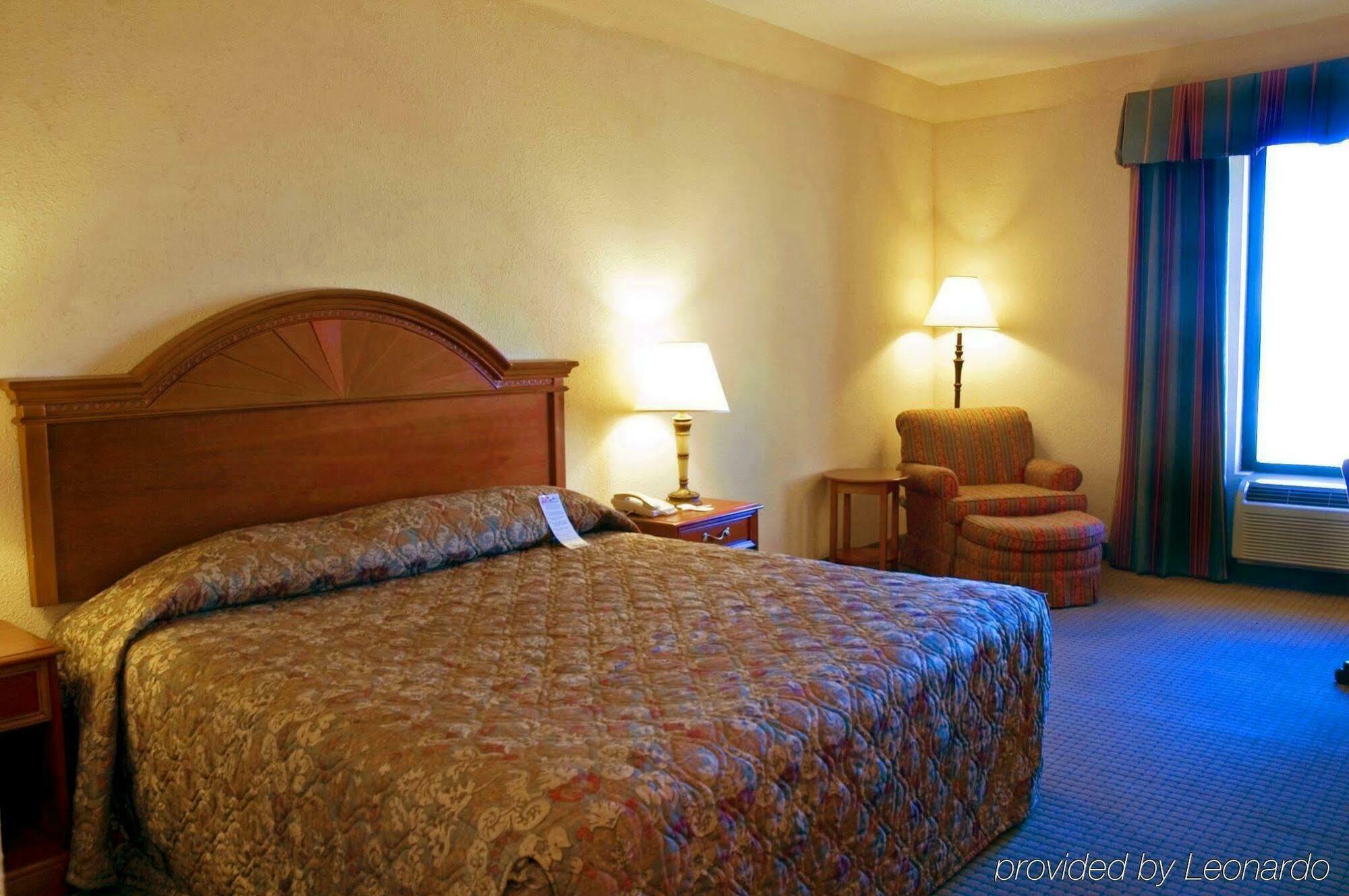 Holiday Inn Express & Suites Houston - Memorial Park Area By Ihg Exterior foto
